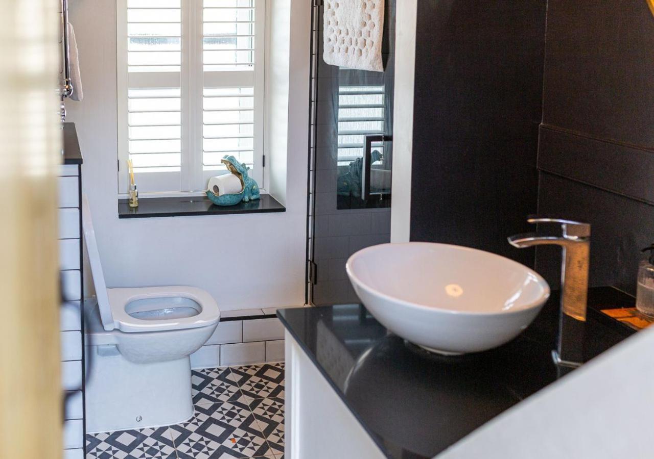 Maple Rose - 2 Bed With Garden In Minchinhampton! 빌라 외부 사진