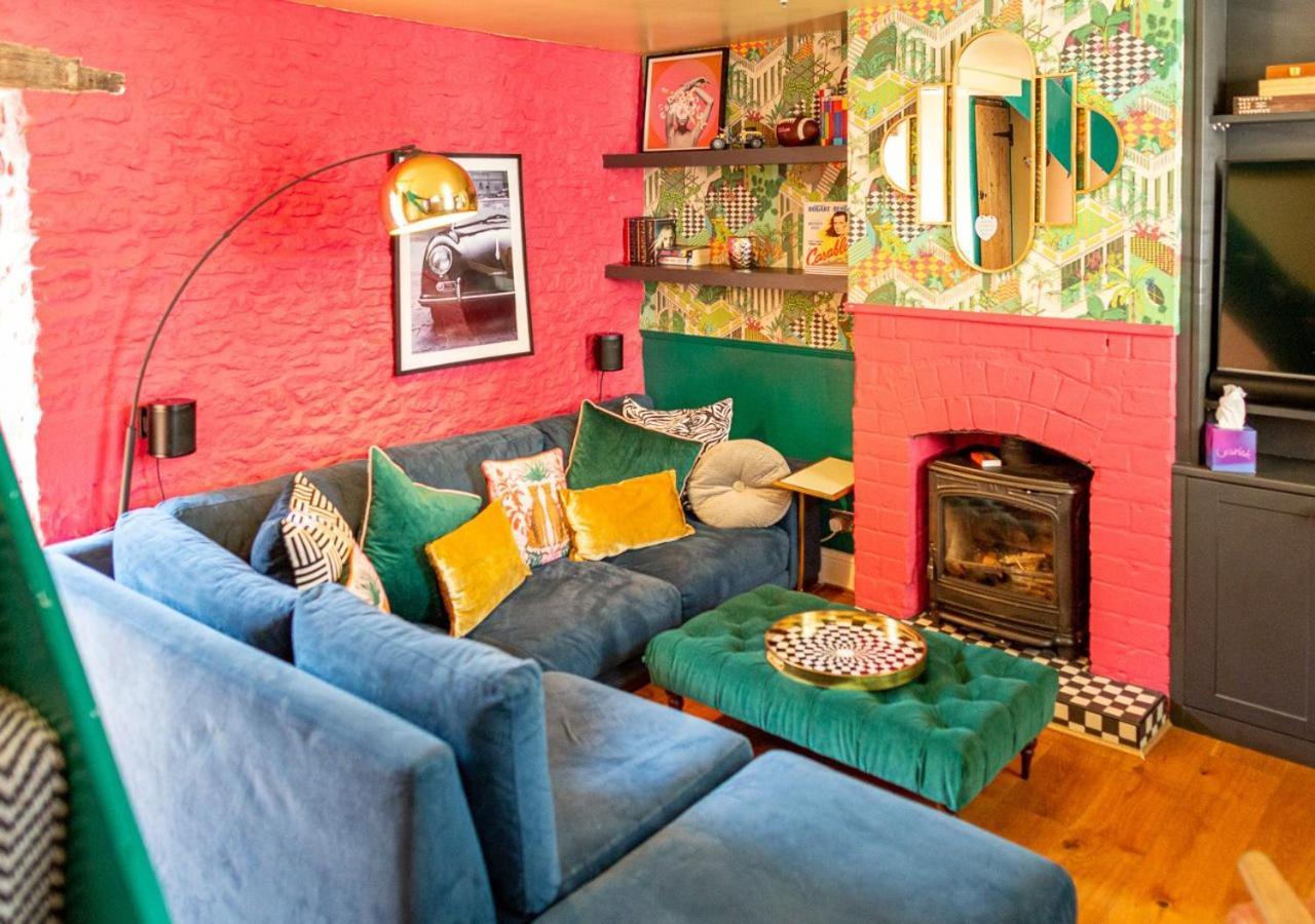 Maple Rose - 2 Bed With Garden In Minchinhampton! 빌라 외부 사진