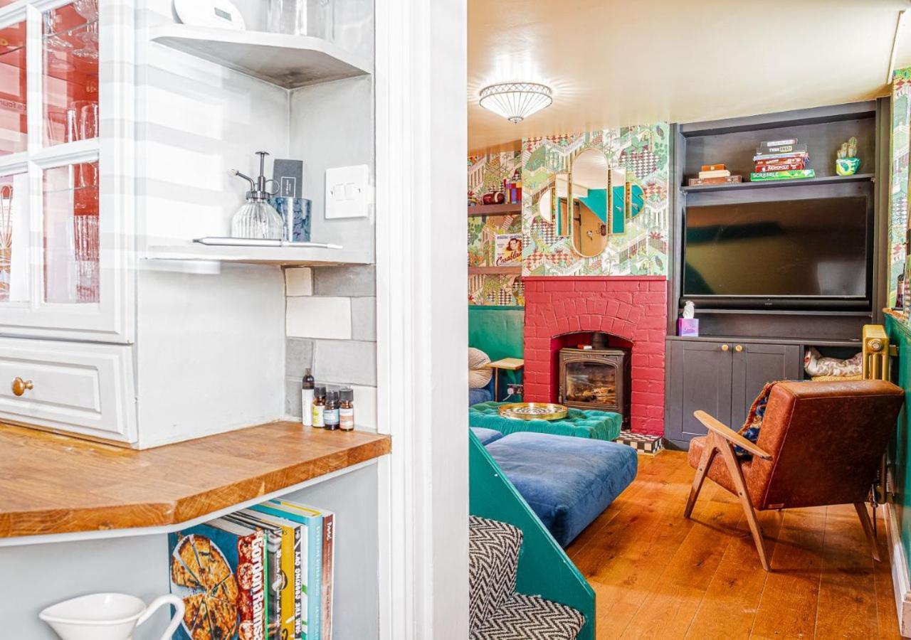 Maple Rose - 2 Bed With Garden In Minchinhampton! 빌라 외부 사진